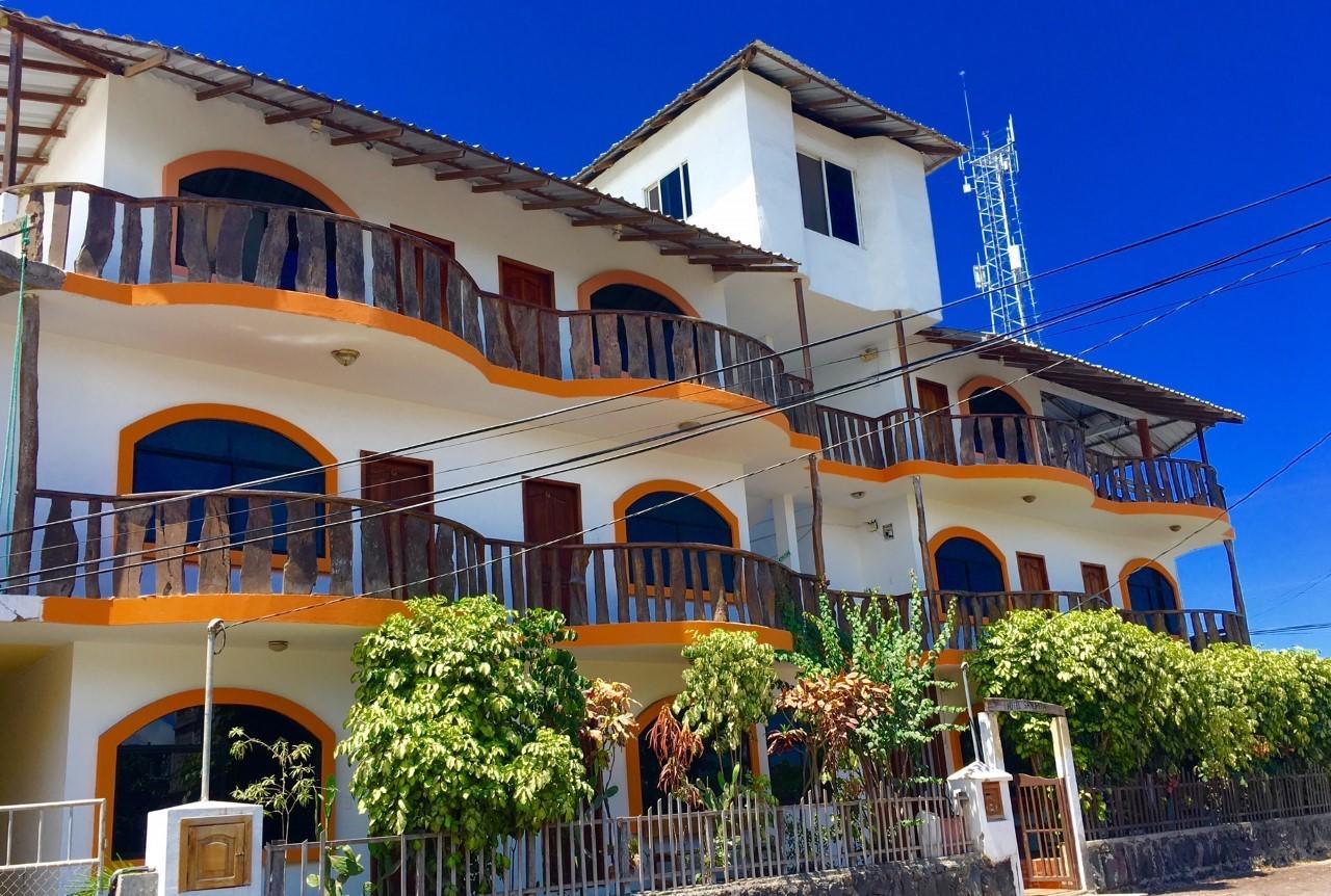 Hostal Sandrita Puerto Villamil Bagian luar foto